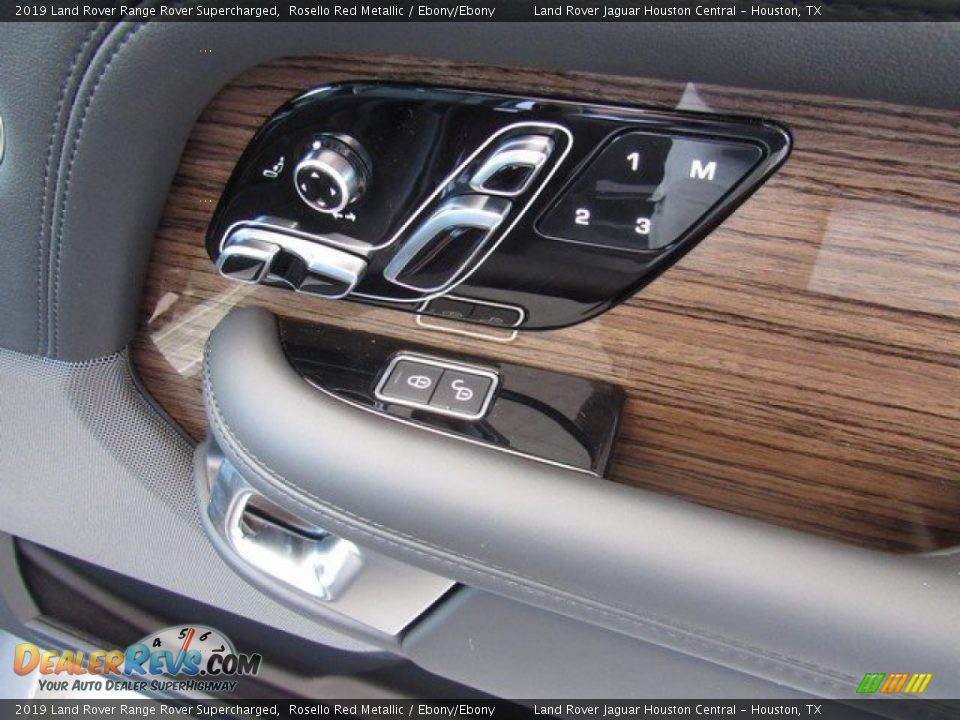 Controls of 2019 Land Rover Range Rover Supercharged Photo #21