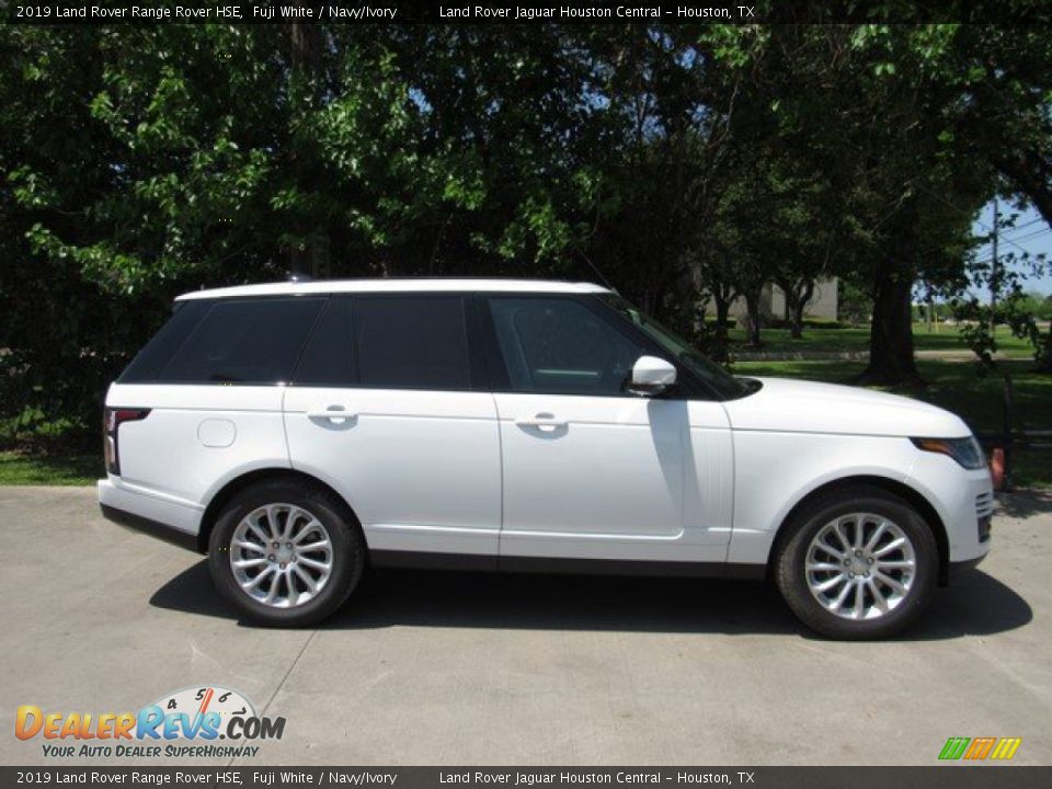 2019 Land Rover Range Rover HSE Fuji White / Navy/Ivory Photo #6