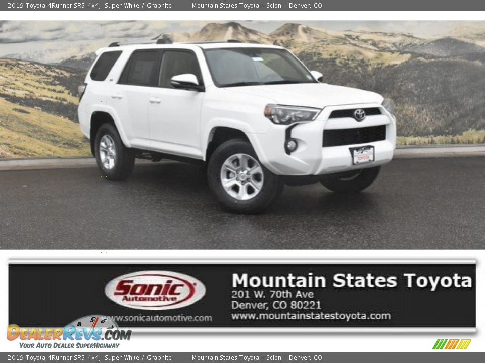 2019 Toyota 4Runner SR5 4x4 Super White / Graphite Photo #1