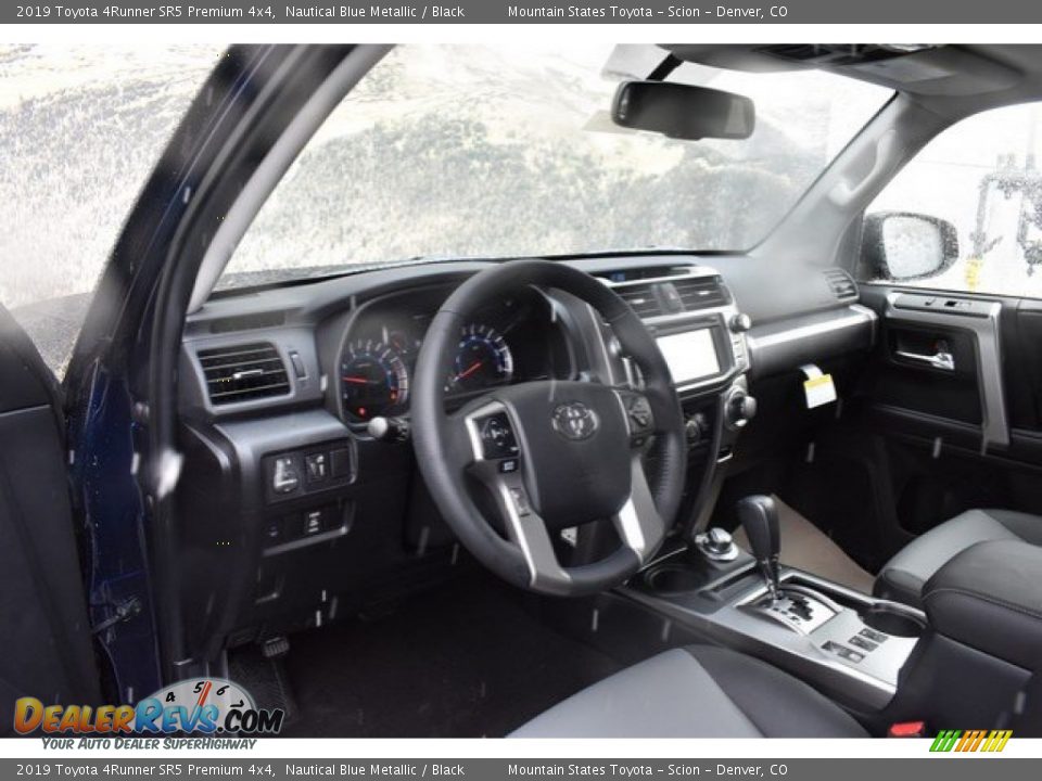 2019 Toyota 4Runner SR5 Premium 4x4 Nautical Blue Metallic / Black Photo #5
