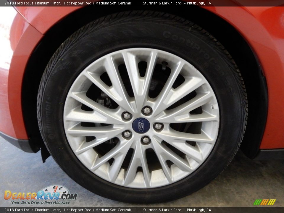 2018 Ford Focus Titanium Hatch Hot Pepper Red / Medium Soft Ceramic Photo #12