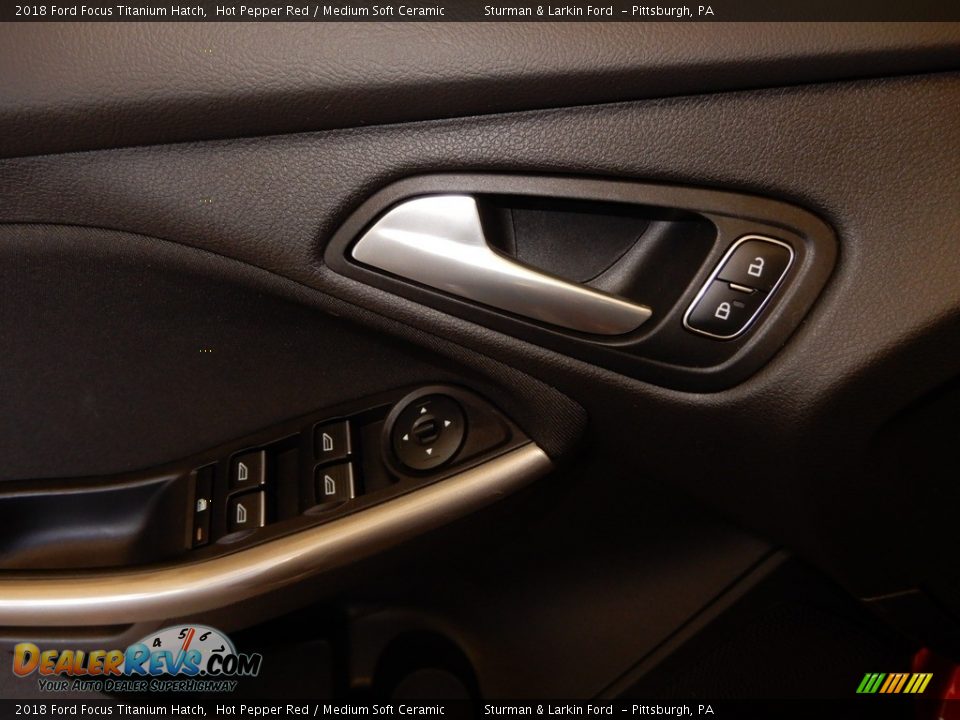 2018 Ford Focus Titanium Hatch Hot Pepper Red / Medium Soft Ceramic Photo #16