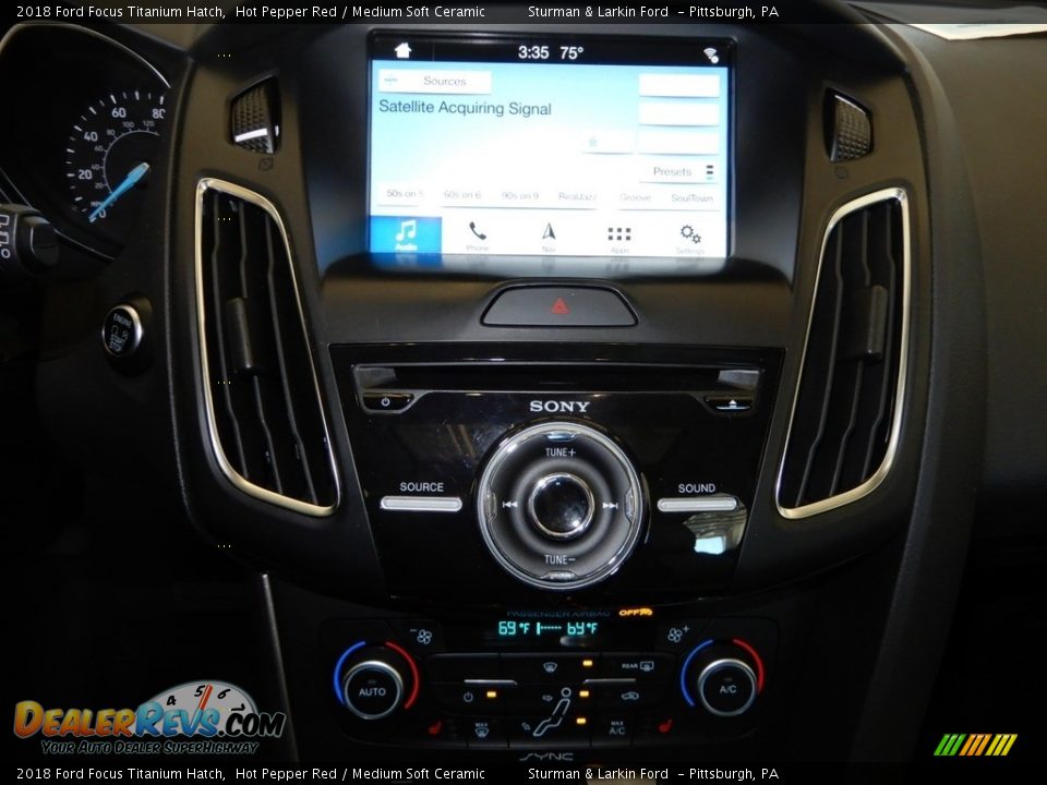 2018 Ford Focus Titanium Hatch Hot Pepper Red / Medium Soft Ceramic Photo #22