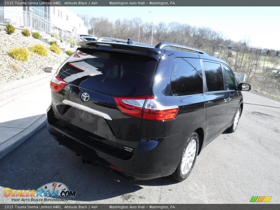 2015 Toyota Sienna Limited AWD Attitude Black / Ash Photo #8