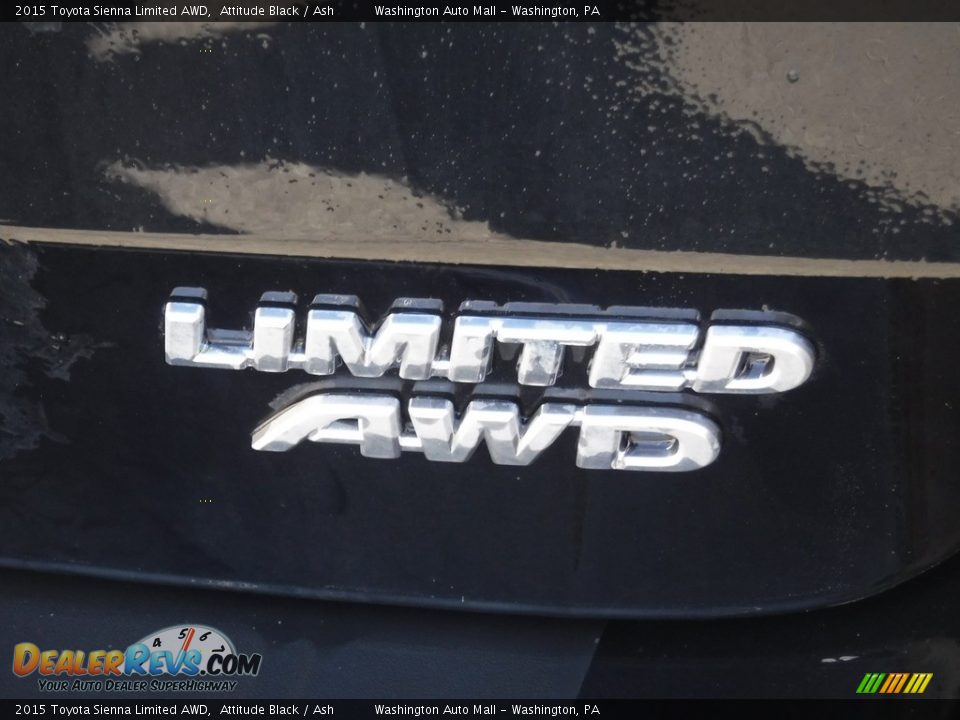 2015 Toyota Sienna Limited AWD Attitude Black / Ash Photo #9
