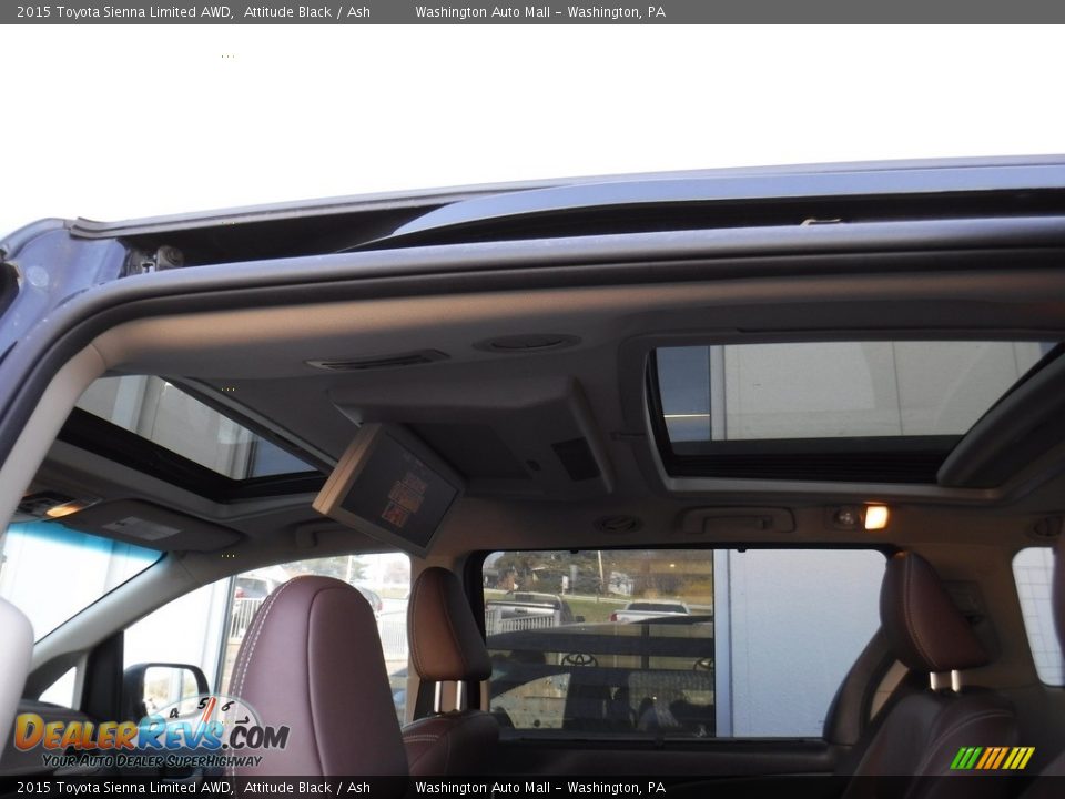 2015 Toyota Sienna Limited AWD Attitude Black / Ash Photo #14