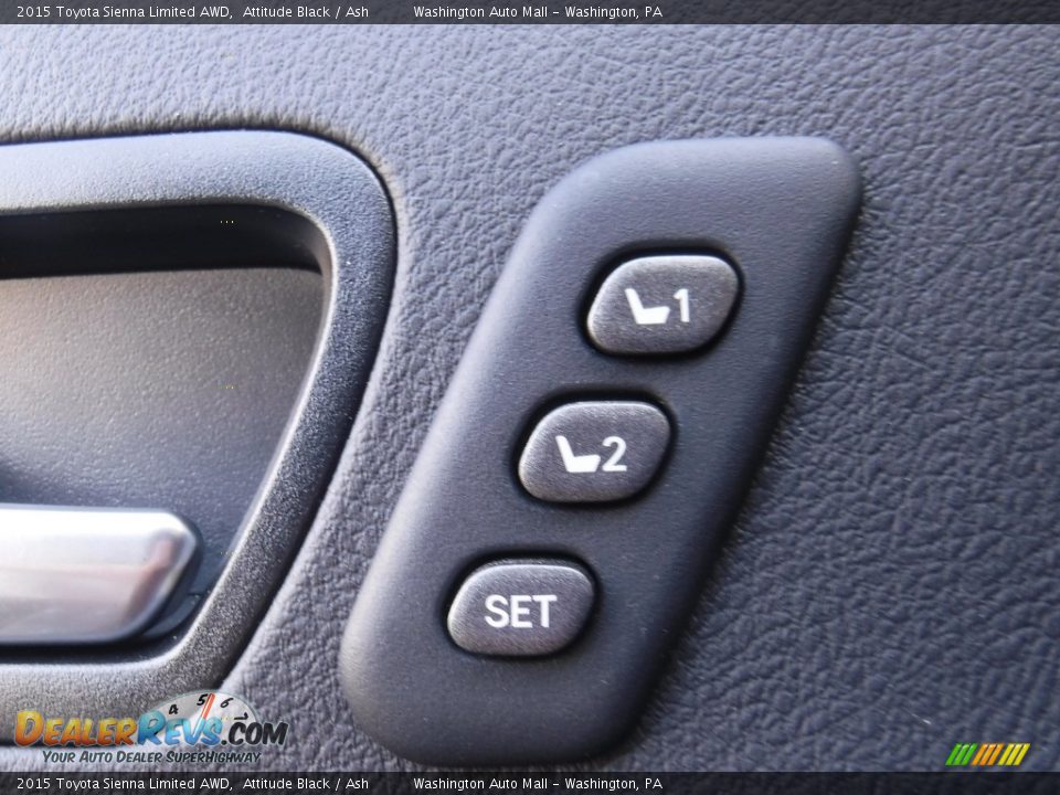 2015 Toyota Sienna Limited AWD Attitude Black / Ash Photo #18