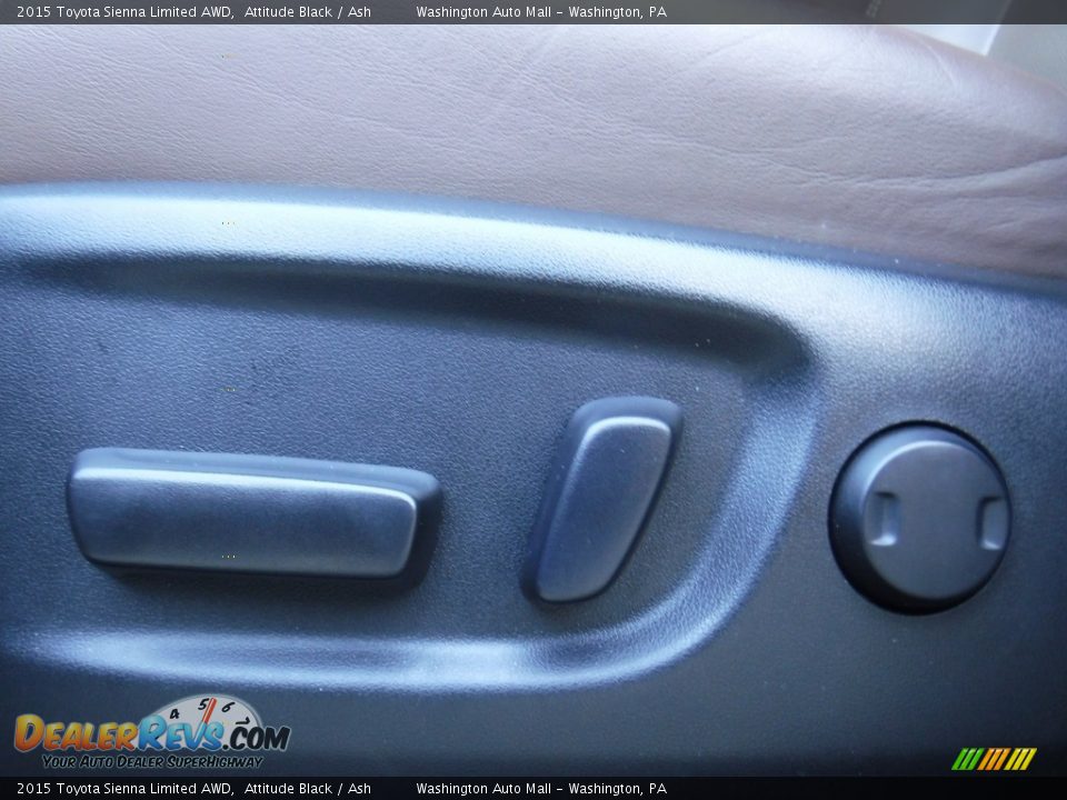 2015 Toyota Sienna Limited AWD Attitude Black / Ash Photo #20