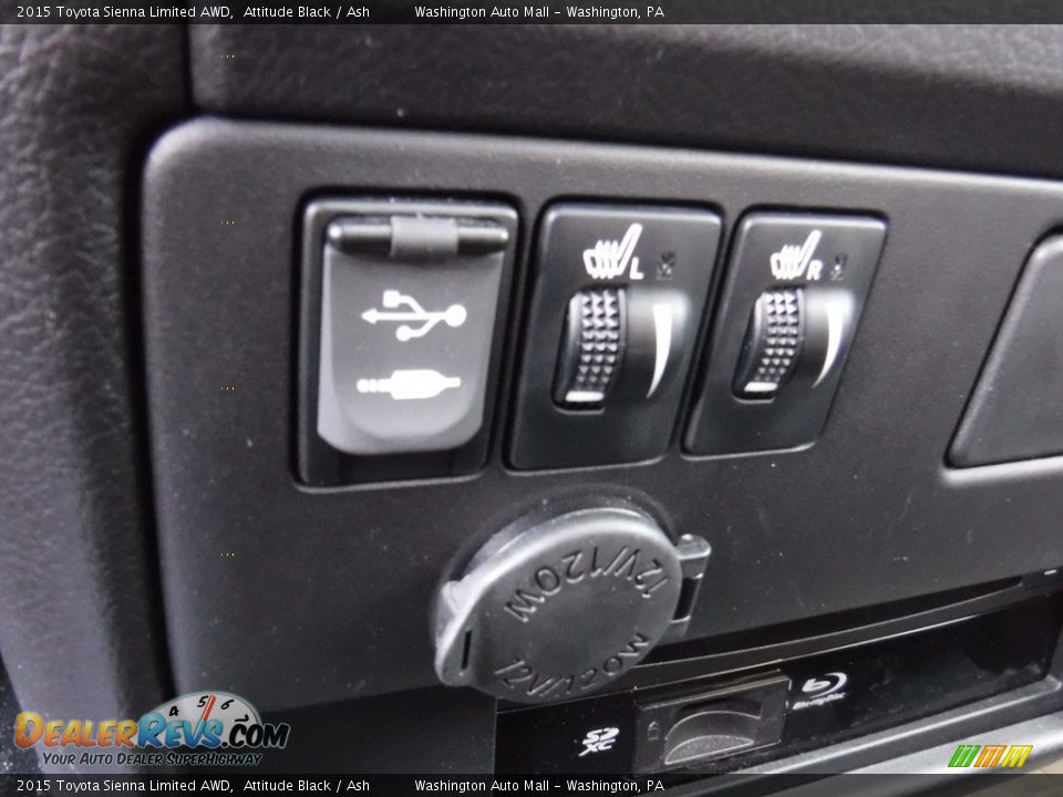 2015 Toyota Sienna Limited AWD Attitude Black / Ash Photo #23