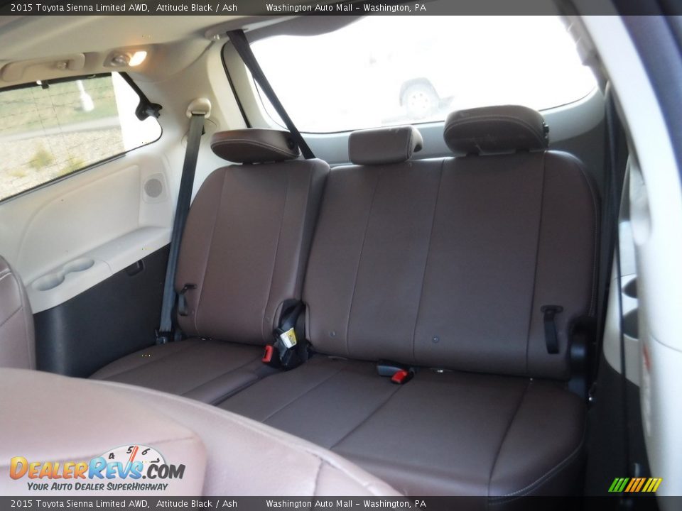 2015 Toyota Sienna Limited AWD Attitude Black / Ash Photo #26