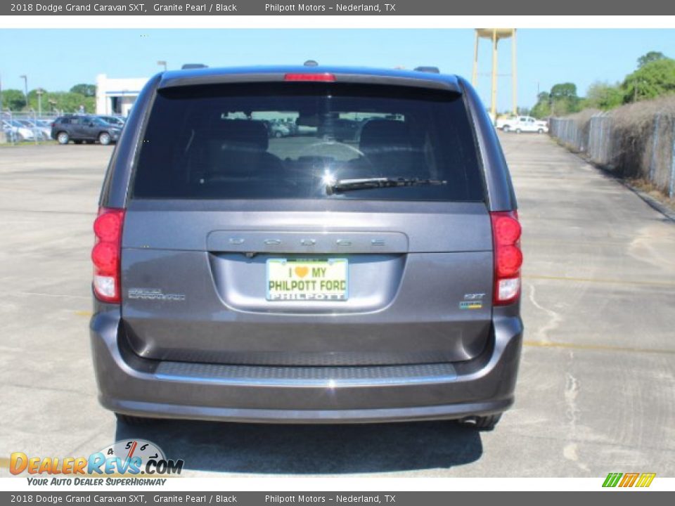 2018 Dodge Grand Caravan SXT Granite Pearl / Black Photo #7