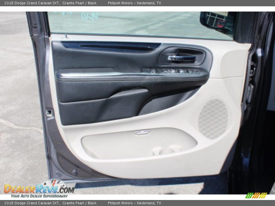 2018 Dodge Grand Caravan SXT Granite Pearl / Black Photo #9