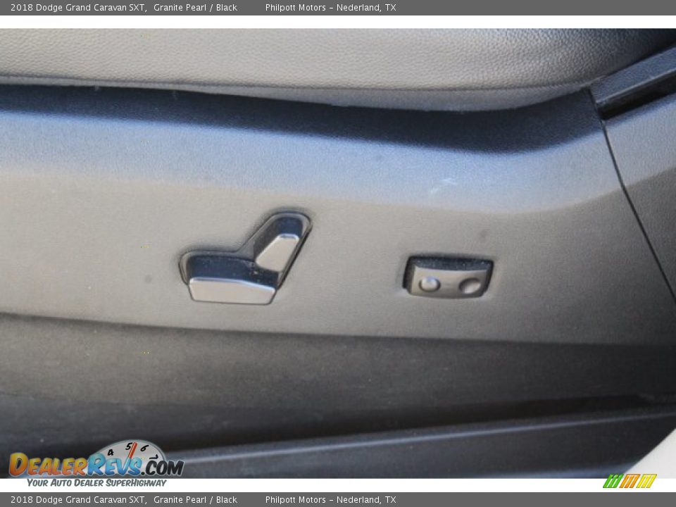 2018 Dodge Grand Caravan SXT Granite Pearl / Black Photo #11