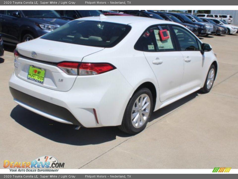 2020 Toyota Corolla LE Super White / Light Gray Photo #8