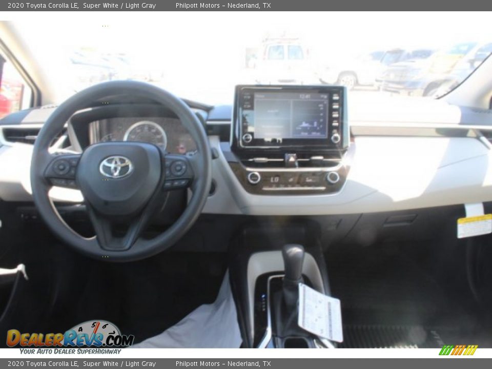 2020 Toyota Corolla LE Super White / Light Gray Photo #19