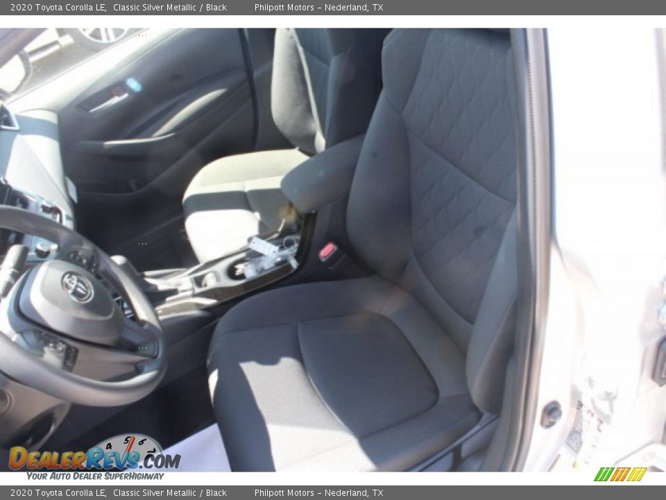 2020 Toyota Corolla LE Classic Silver Metallic / Black Photo #10