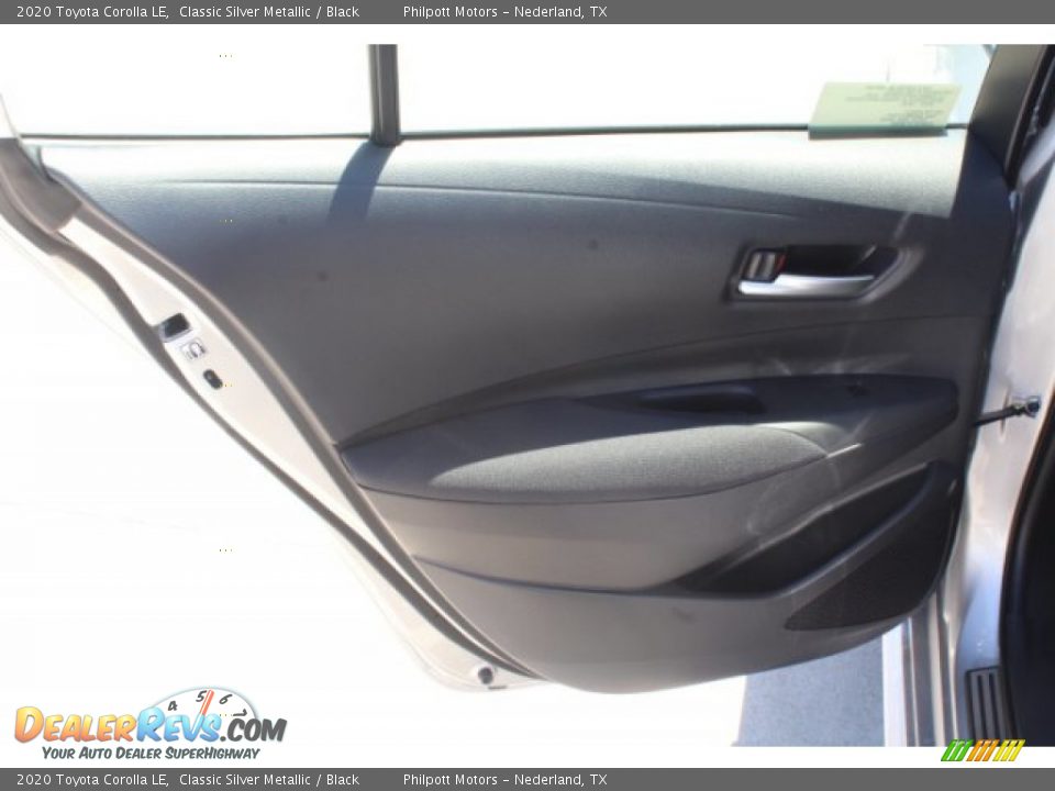2020 Toyota Corolla LE Classic Silver Metallic / Black Photo #16