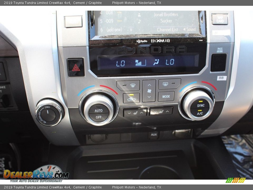 2019 Toyota Tundra Limited CrewMax 4x4 Cement / Graphite Photo #12