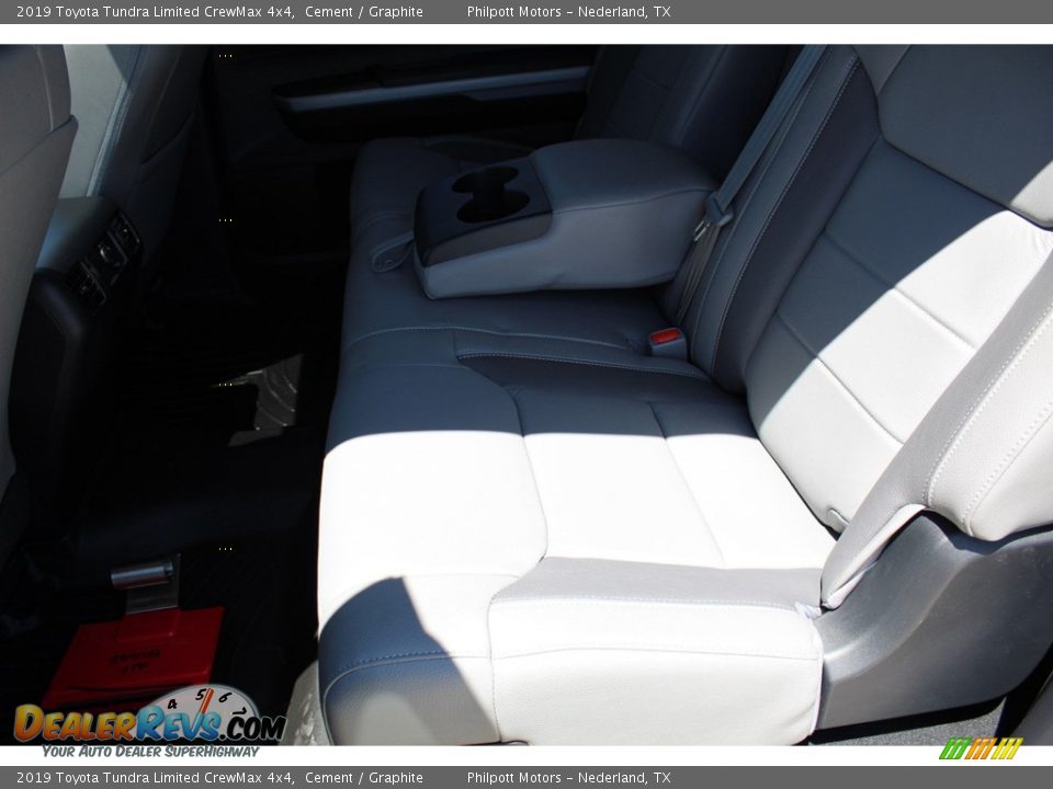 2019 Toyota Tundra Limited CrewMax 4x4 Cement / Graphite Photo #18
