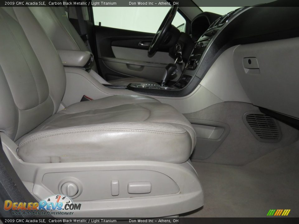 2009 GMC Acadia SLE Carbon Black Metallic / Light Titanium Photo #18