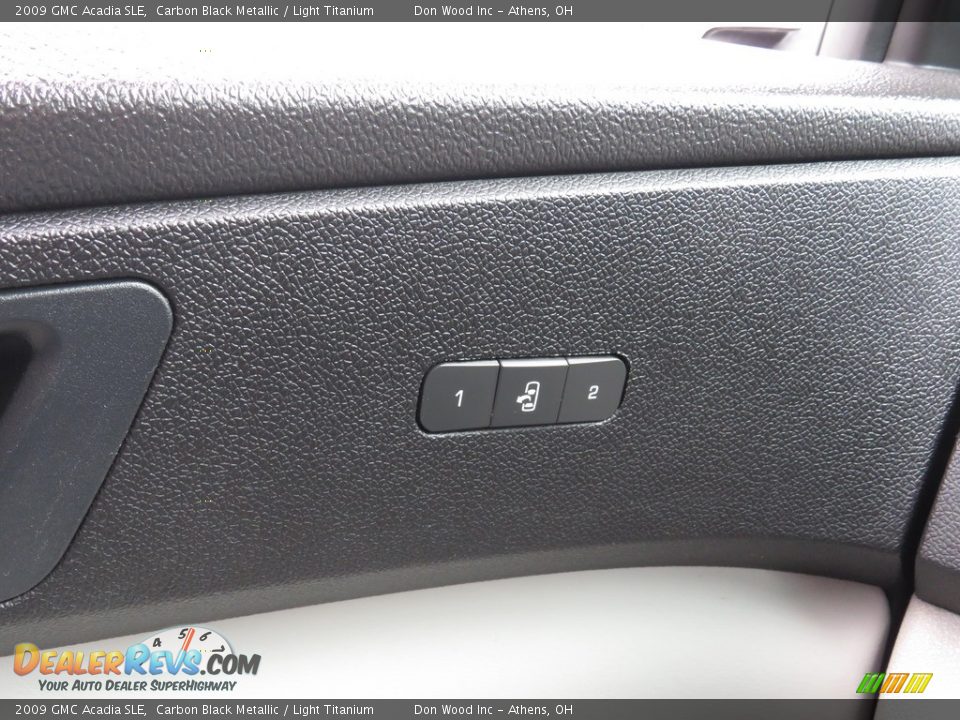 2009 GMC Acadia SLE Carbon Black Metallic / Light Titanium Photo #28