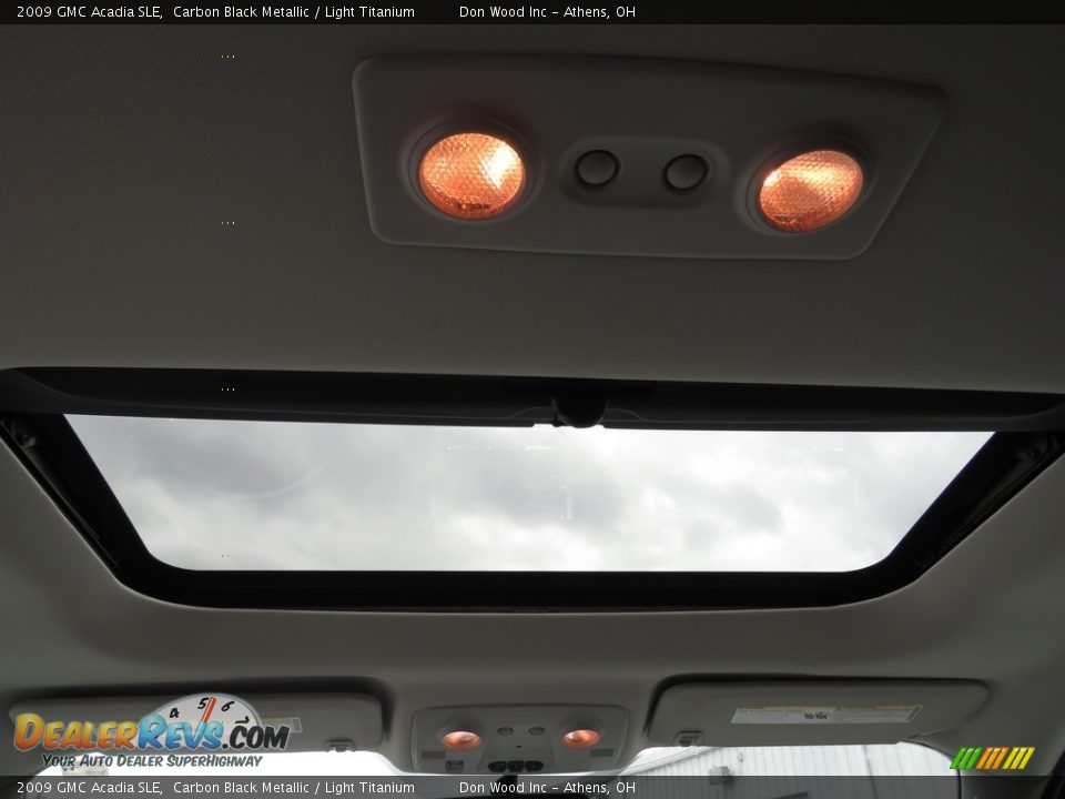 2009 GMC Acadia SLE Carbon Black Metallic / Light Titanium Photo #31