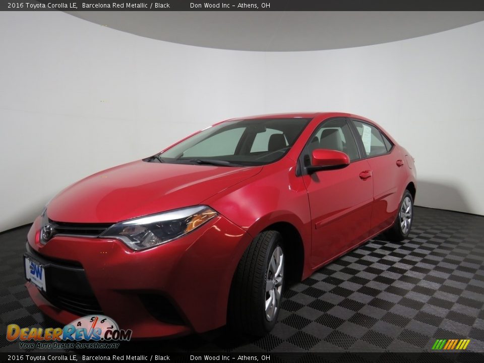 2016 Toyota Corolla LE Barcelona Red Metallic / Black Photo #5