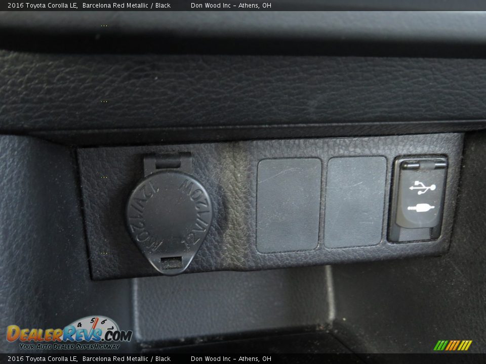 2016 Toyota Corolla LE Barcelona Red Metallic / Black Photo #19