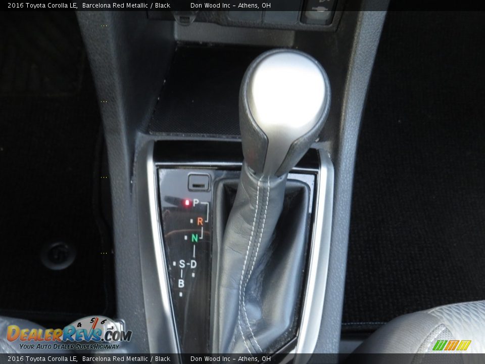 2016 Toyota Corolla LE Barcelona Red Metallic / Black Photo #21