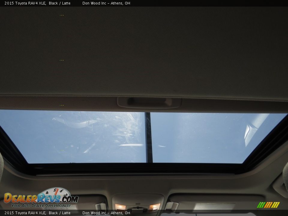 2015 Toyota RAV4 XLE Black / Latte Photo #8