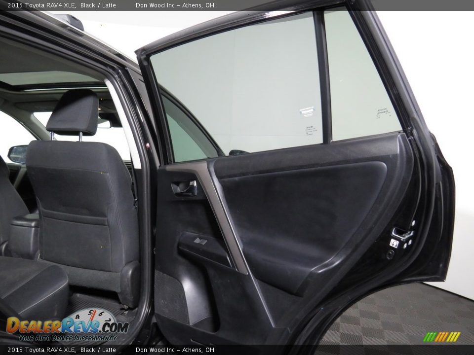 2015 Toyota RAV4 XLE Black / Latte Photo #17