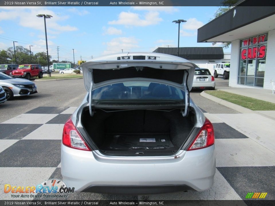2019 Nissan Versa SV Brilliant Silver Metallic / Charcoal Photo #5