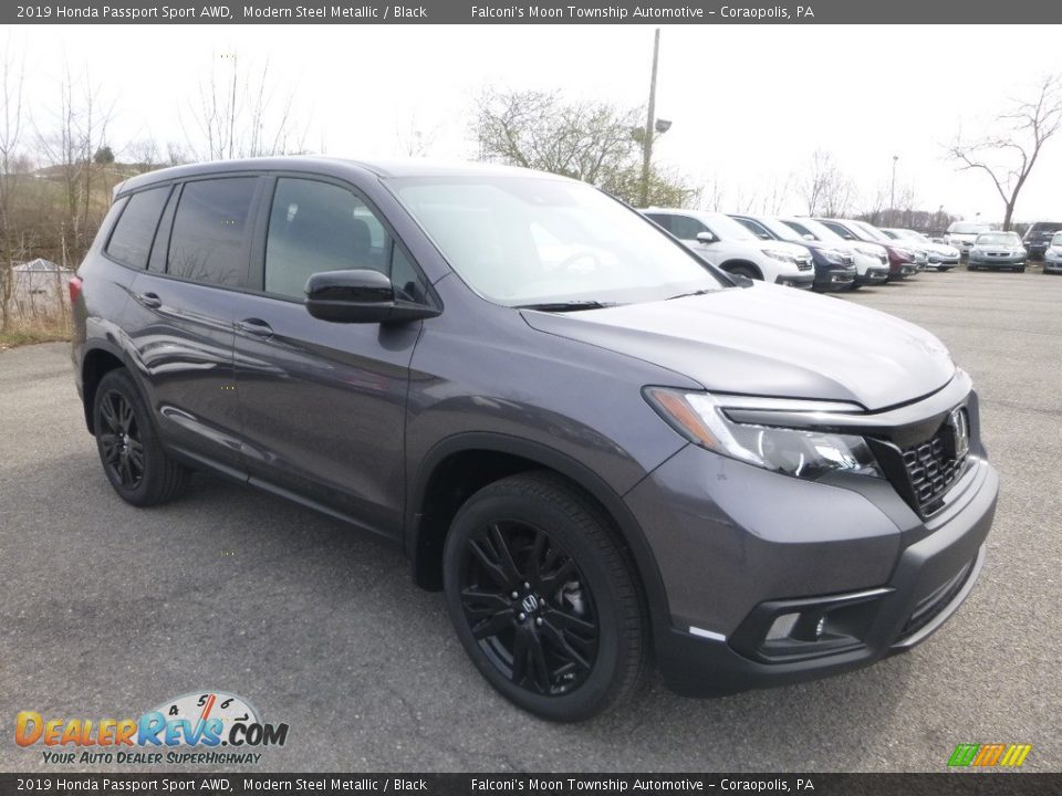 Front 3/4 View of 2019 Honda Passport Sport AWD Photo #6