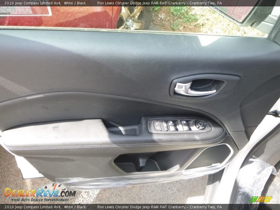 2019 Jeep Compass Limited 4x4 White / Black Photo #11