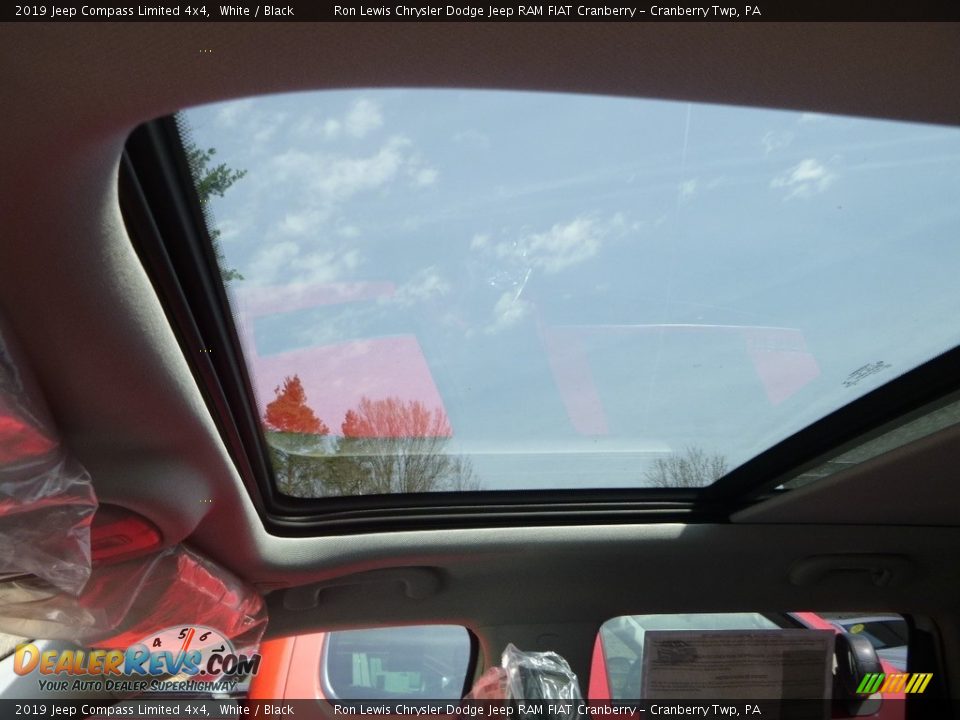 2019 Jeep Compass Limited 4x4 White / Black Photo #20