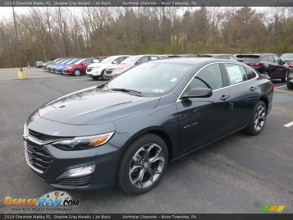 Front 3/4 View of 2019 Chevrolet Malibu RS Photo #1