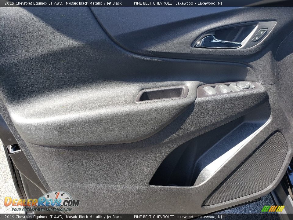 2019 Chevrolet Equinox LT AWD Mosaic Black Metallic / Jet Black Photo #8