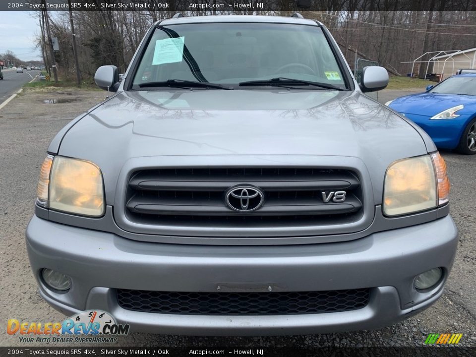 2004 Toyota Sequoia SR5 4x4 Silver Sky Metallic / Oak Photo #8