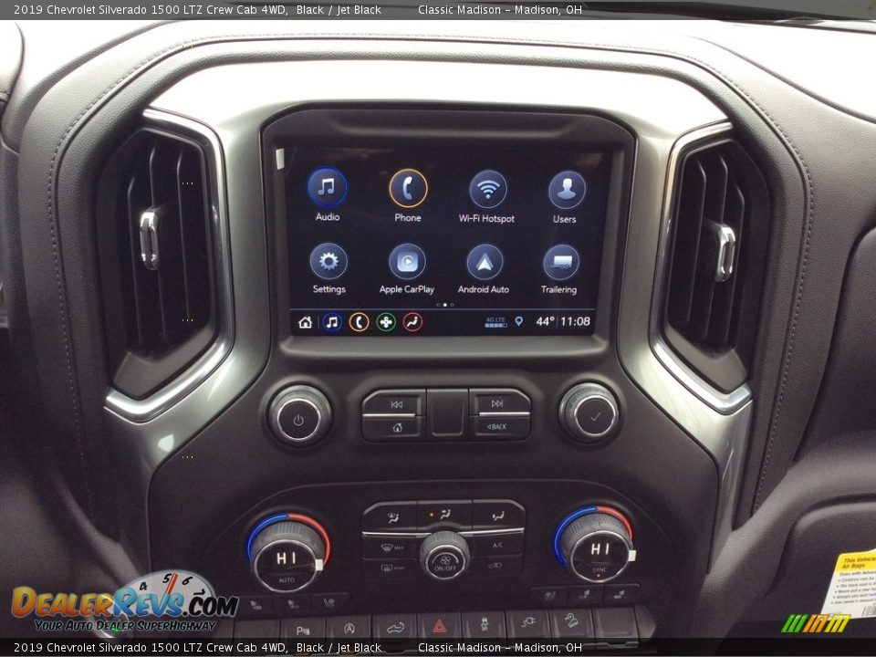 Controls of 2019 Chevrolet Silverado 1500 LTZ Crew Cab 4WD Photo #15