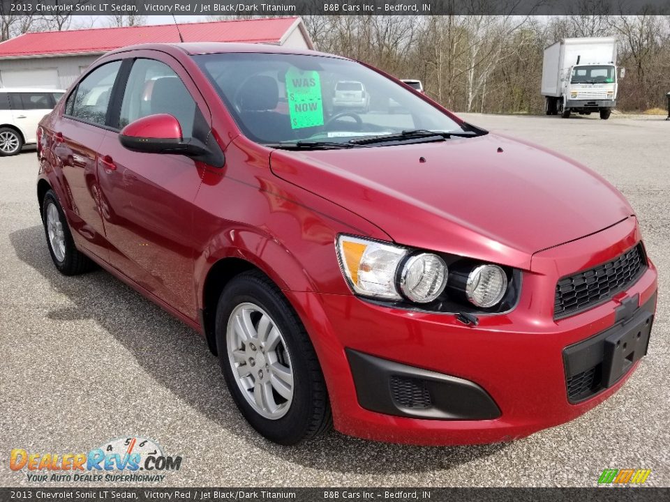 2013 Chevrolet Sonic LT Sedan Victory Red / Jet Black/Dark Titanium Photo #2