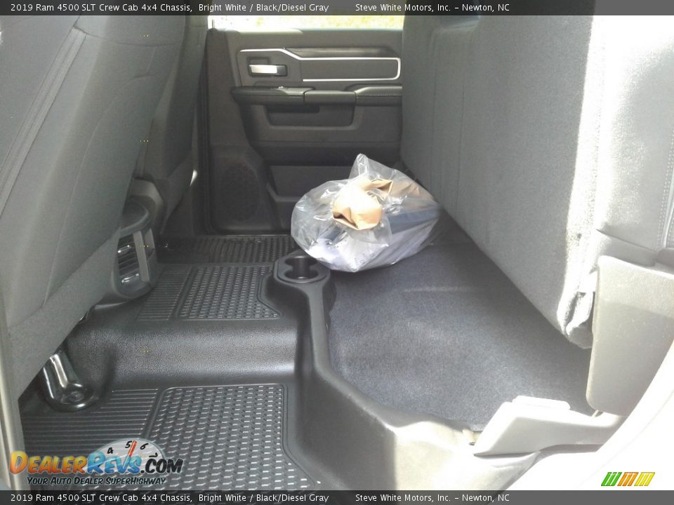 2019 Ram 4500 SLT Crew Cab 4x4 Chassis Bright White / Black/Diesel Gray Photo #21