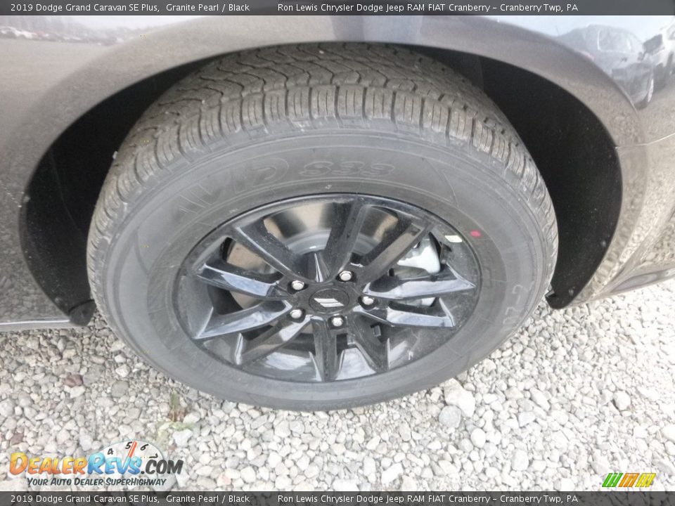 2019 Dodge Grand Caravan SE Plus Granite Pearl / Black Photo #9