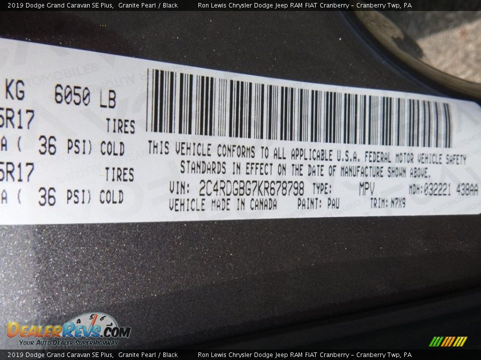 2019 Dodge Grand Caravan SE Plus Granite Pearl / Black Photo #16