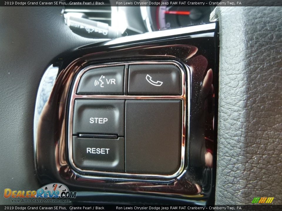 2019 Dodge Grand Caravan SE Plus Granite Pearl / Black Photo #19