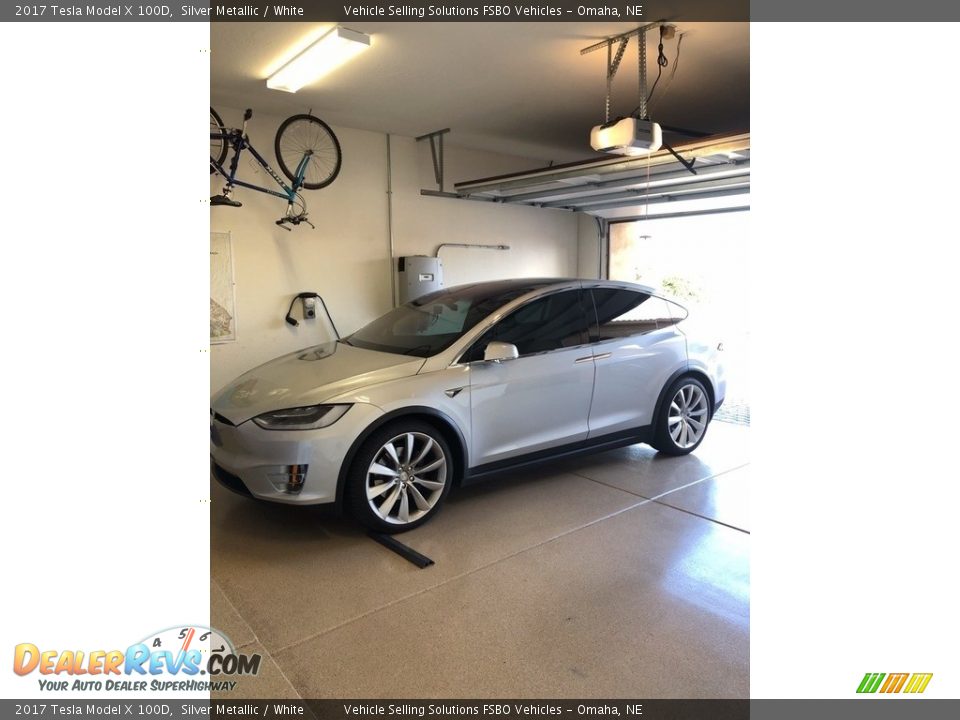 2017 Tesla Model X 100D Silver Metallic / White Photo #1