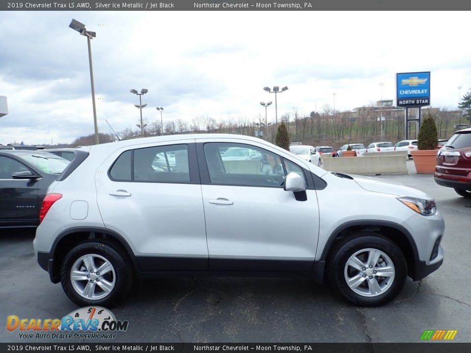 2019 Chevrolet Trax LS AWD Silver Ice Metallic / Jet Black Photo #7