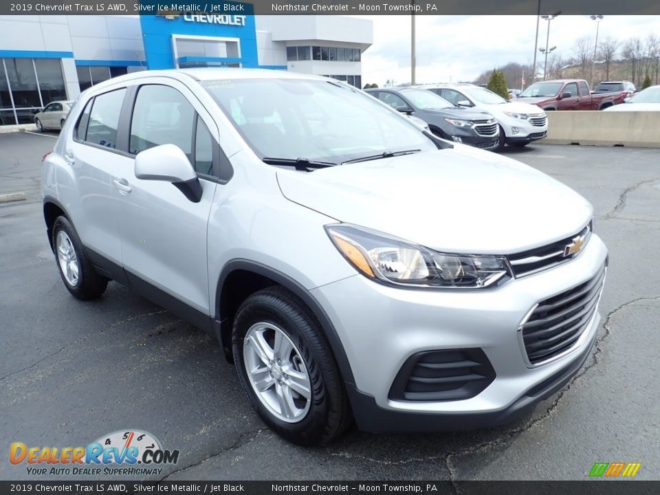 2019 Chevrolet Trax LS AWD Silver Ice Metallic / Jet Black Photo #8
