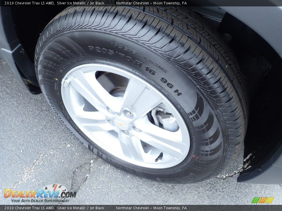 2019 Chevrolet Trax LS AWD Silver Ice Metallic / Jet Black Photo #10