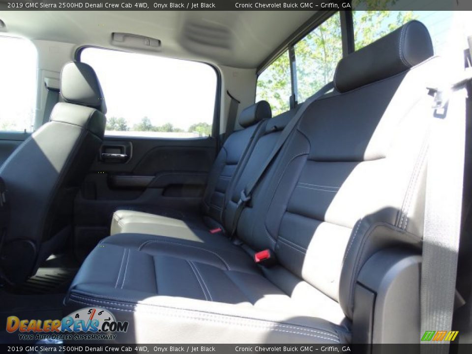 2019 GMC Sierra 2500HD Denali Crew Cab 4WD Onyx Black / Jet Black Photo #28