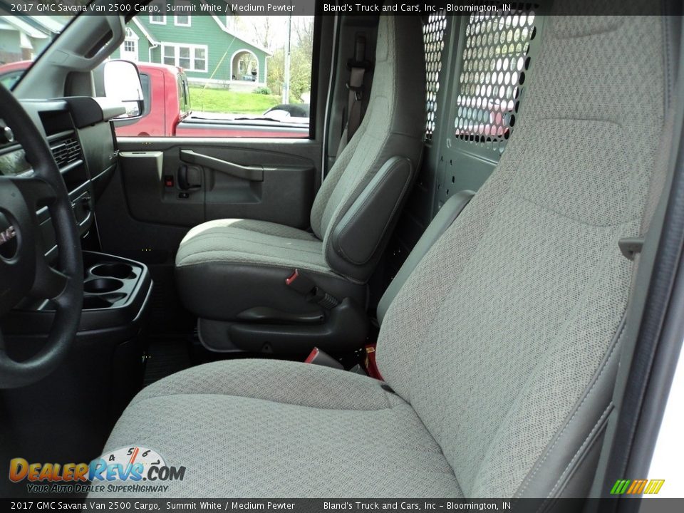 2017 GMC Savana Van 2500 Cargo Summit White / Medium Pewter Photo #7